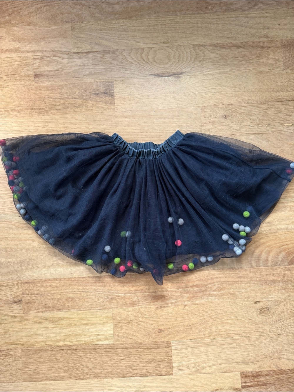 Billieblush Paris Navy Tulle Skirt with Multicolor Pom-Poms Girls sz 4